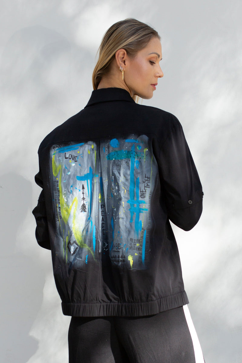 Cassi-Print Upcycled Hand-Painted 2-way Shirt, Blk/Wht/Blu